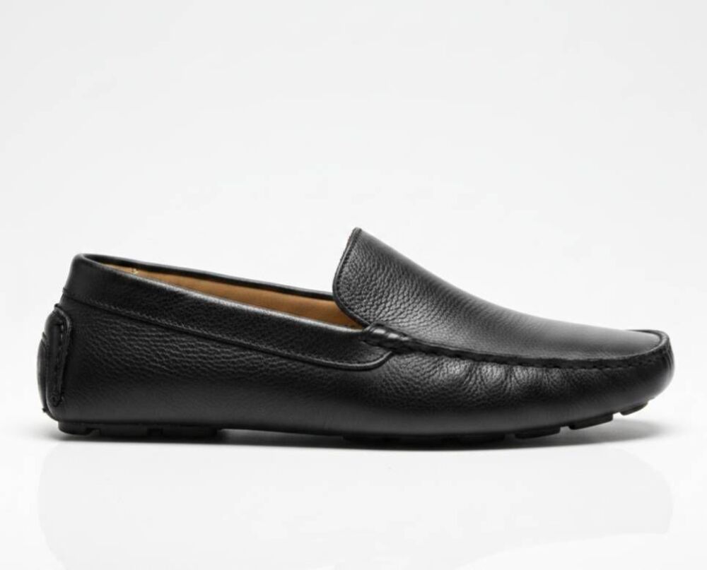 NWOB BELVEDERE STUDIO Esteban Brazilan Made Black Leather Loafers Size 12M